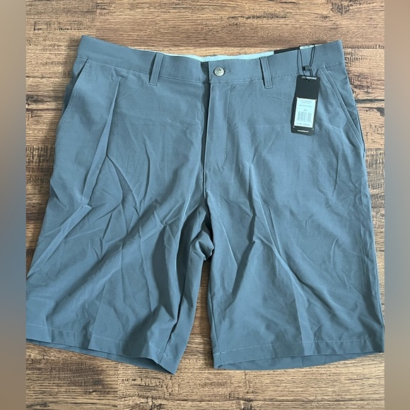 Adidas Ultimate 365 Solid Golf 10" Shorts 'Dark Gray' (size mens 36 & 38) - Picture 1 of 13